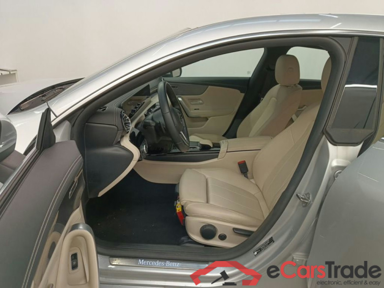 Mercedes-Benz CLA Shooting Brake CLA 200 d Luxury Line 5d #3