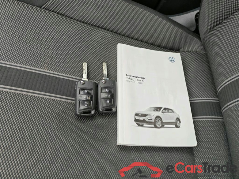 VOLKSWAGEN T-Roc 81 kW #6