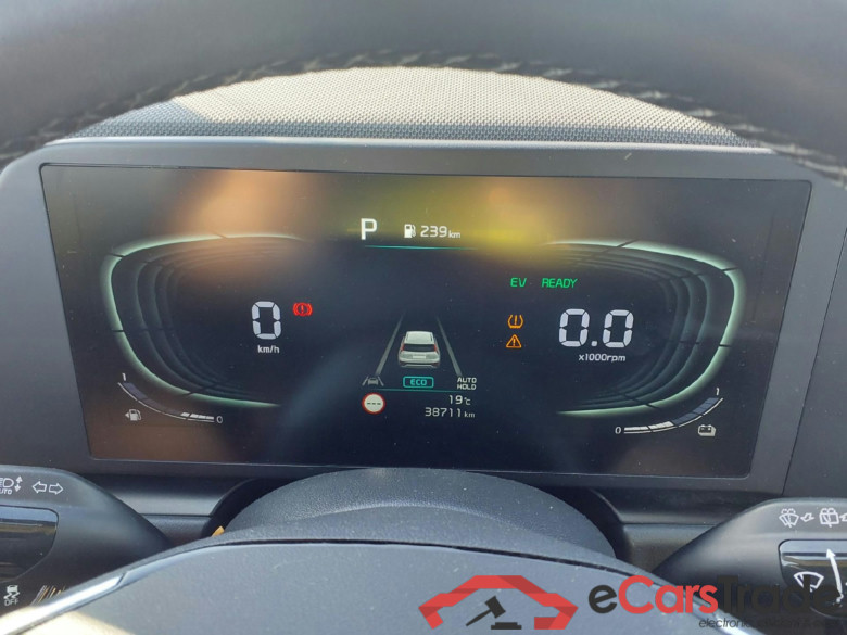 KIA Niro / 2022 / 5P / crossover 1.6 GDi HEV 104kW (141CV) Concept #5