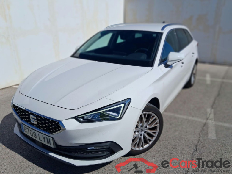 SEAT Nuevo León / 2020 / 5P / familiar SP 1.5 eTSI 110kW DSG S&S Xcellence Go L