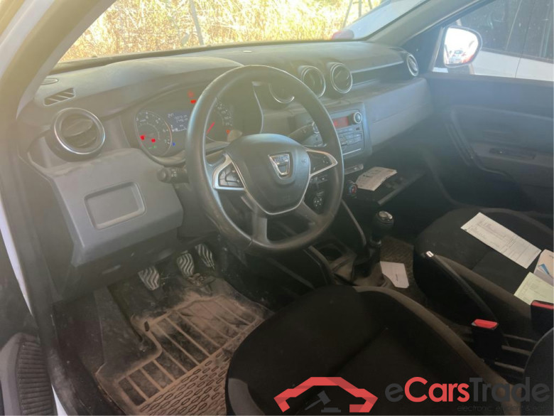 DACIA Duster / 2018 / 5P / furgón derivado de turismo Essential Blue dCi 85kW (115CV) 4X4 (furgón) #3