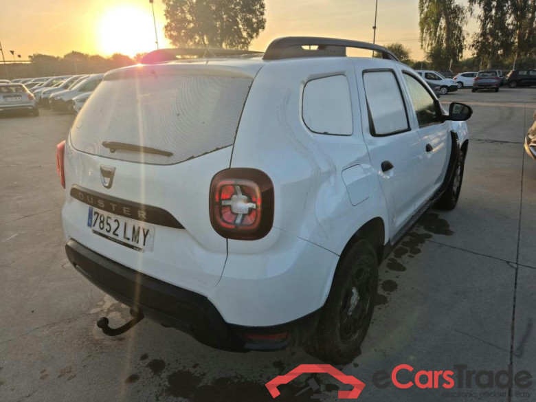 DACIA Duster / 2018 / 5P / furgón derivado de turismo Essential Blue dCi 85kW (115CV) 4X4 (furgón) #2