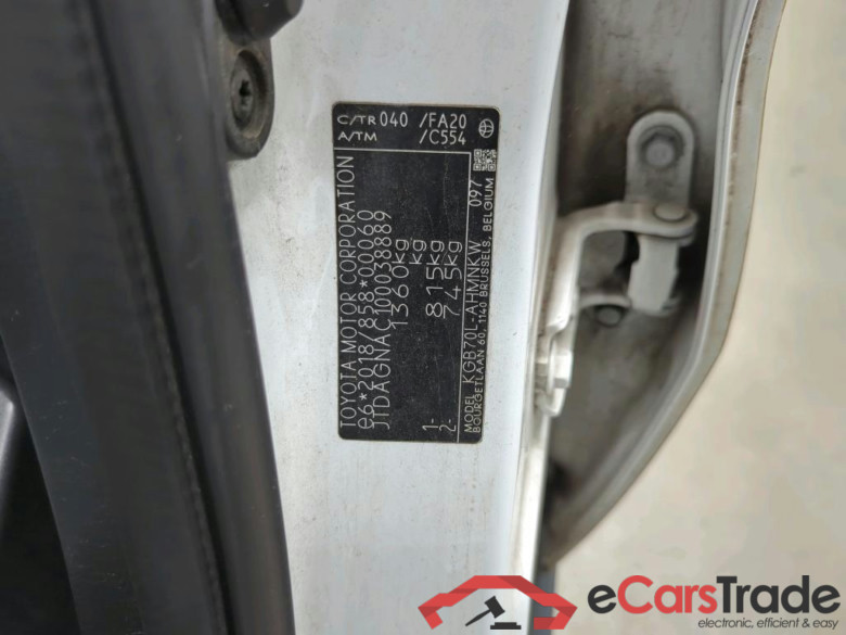 Aygo X Play 1.0 53KW MT5 E6d #4