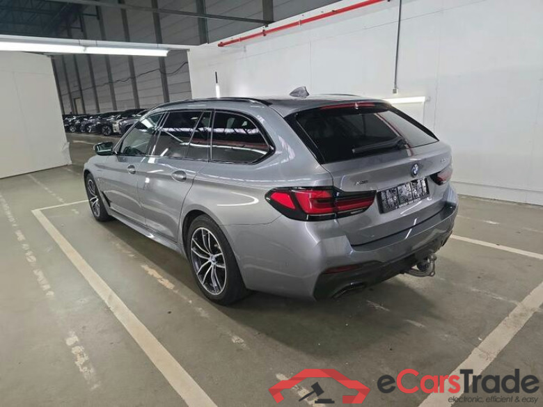 BMW 5 Reeks Touring 5 Reeks Touring 530e xDrive Auto (PHEV) 200kW/272pk  5D/P Auto-8 #3