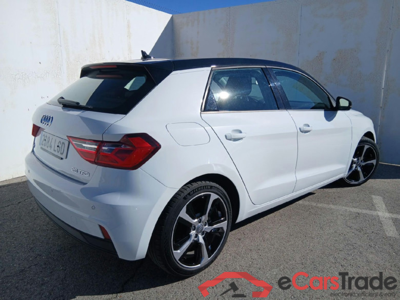AUDI A1 / 2018 / 5P / berlina con portón Sportback Advanced 25 TFSI 70kW (95CV) (CX) #2