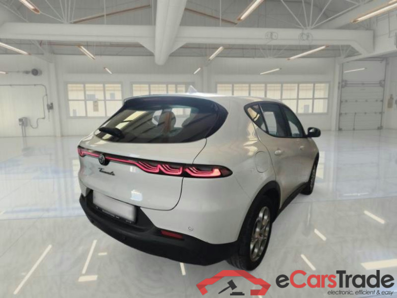 ALFA ROMEO TONALE / 2022 / 5P / SUV 1.5 130CV HYBRID TCT7 SPRINT #2