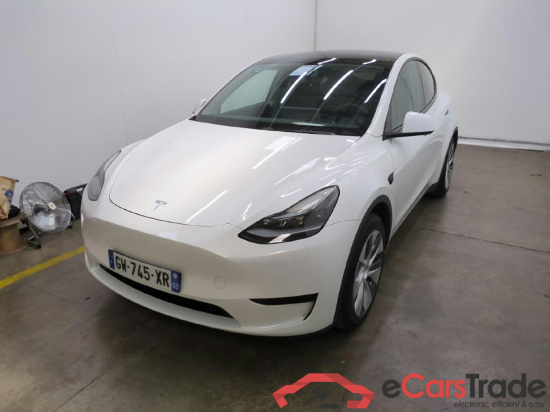 TESLA Model Y / 2021 / 5P / SUV RWD
