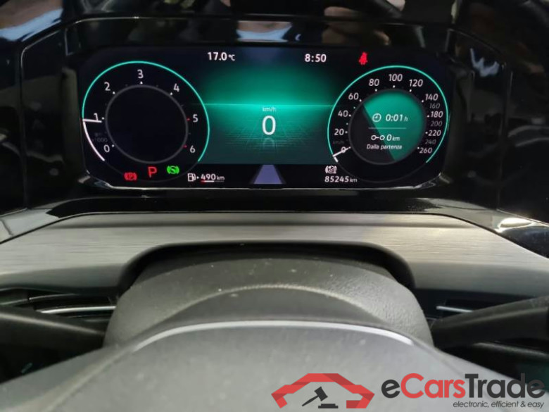 VOLKSWAGEN GOLF / 2019 / 5P / BERLINA 2.0 TDI SCR STYLE DSG #4