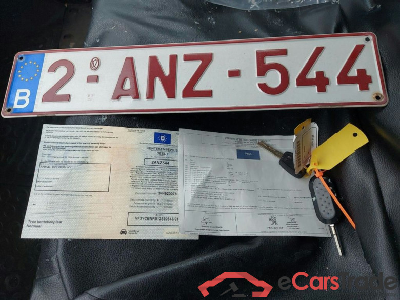 Peugeot Boxer 2.2 BlueHDi S&S 140 Premium 335 L2H2 4d #4