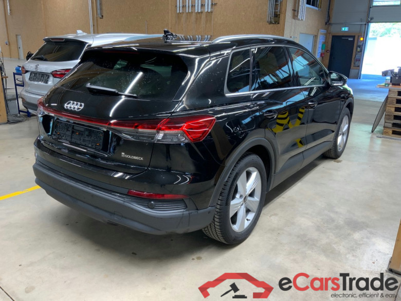 Q4 e-tron 40 e-tron #2