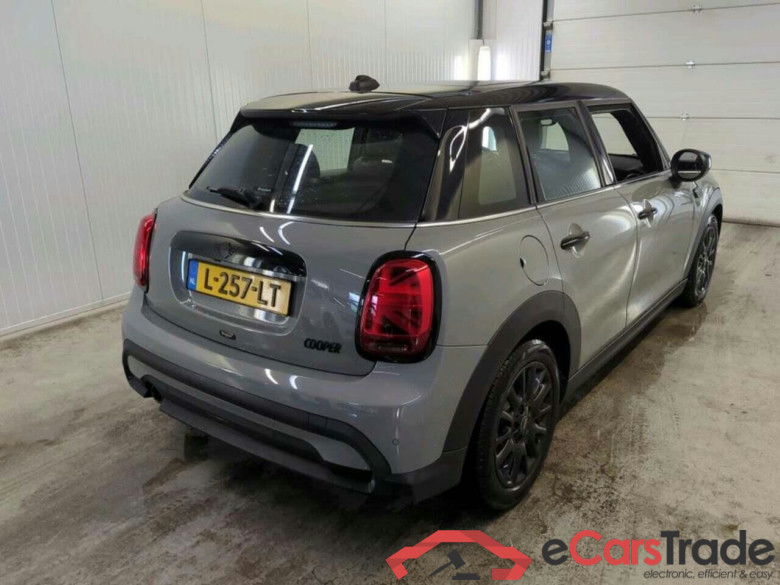 Mini 5-deurs 1.5 Cooper Bns Ed. #2