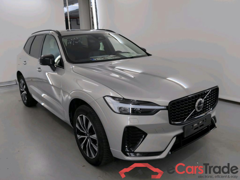 VOLVO XC60 2.0 B4 P MHEV PLUS DARK AUTO #2