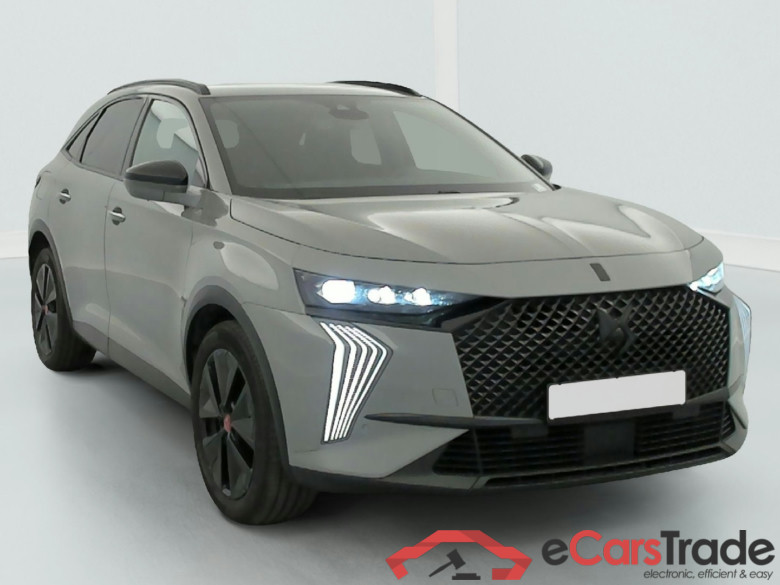 DS DS 7 Performance Line + Hybride Rechargeable E-Tense 300 EAT8 4x4