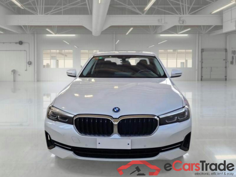 BMW SERIE 5 / 2020 / 4P / BERLINA 530E XDRIVE BUSINESS AUTO #6