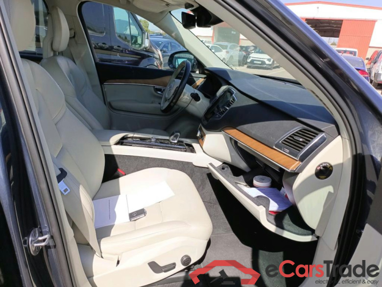 VOLVO XC90 / 2019 / 5P / todoterreno 2.0 T8 AWD Recharge Inscription Exp Auto #6
