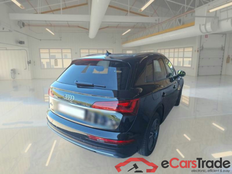AUDI Q5 / 2020 / 5P / SUV 50 TFSI E BUSINESS QUATTRO S TRONIC #2