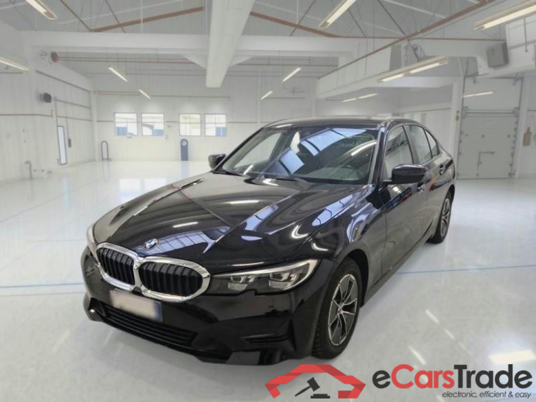 BMW SERIE 3 / 2018 / 4P / BERLINA 316D 48V BUSINESS ADVANTAGE AUTO #1