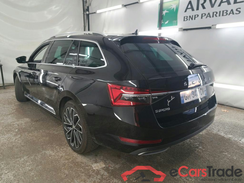 SKODA Superb Combi / 2019 / 5P / Break 1.4 TSI PHEV 218ch DSG6 Laurin & Klement #3