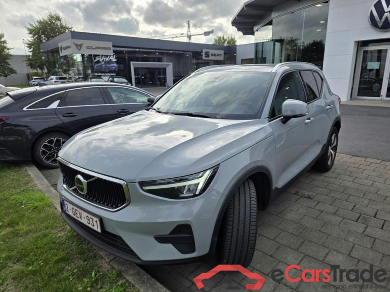 VOLVO XC40 2.0 B3 MHEV Core Limited Edition DCT
