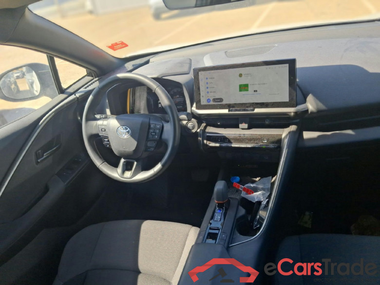 TOYOTA C-HR / 2023 / 5P / todoterreno 2.0 200H Advance #3