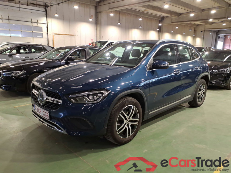 MERCEDES-BENZ GLA 1.3 GLA 250 E DCT LUXURY LINE #1
