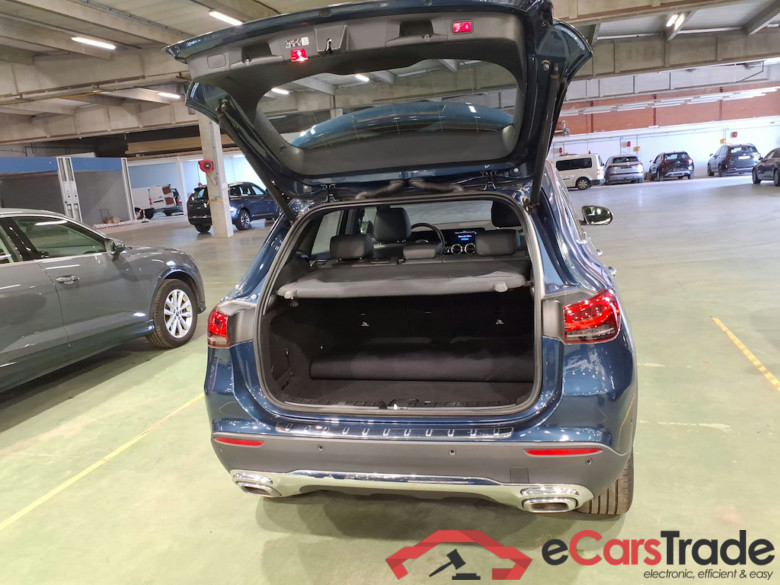 MERCEDES-BENZ GLA 1.3 GLA 250 E DCT LUXURY LINE #3