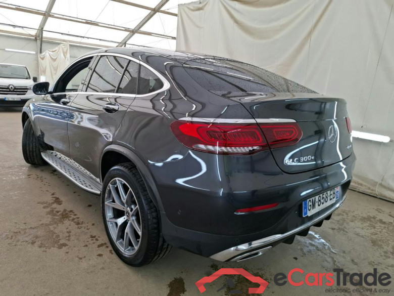 MERCEDES-BENZ GLC Coupe / 2019 / 5P / Coupé GLC 300 e AMG Line 4Matic #3