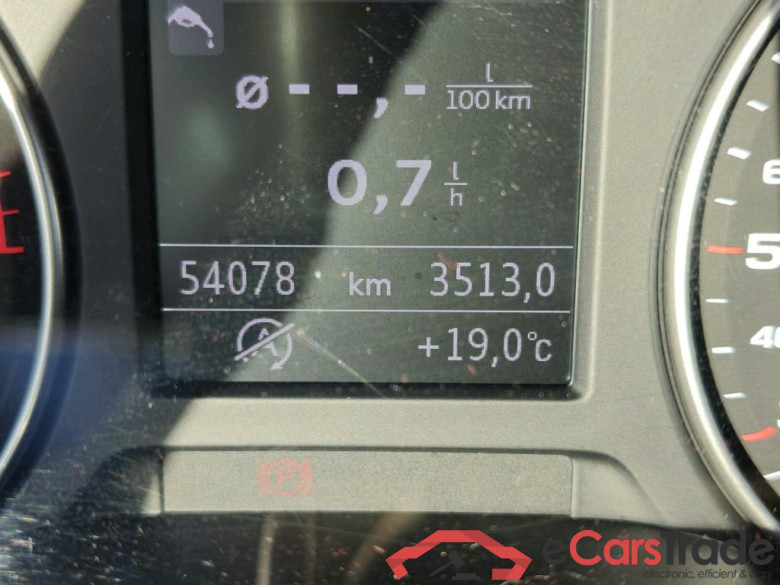 AUDI Q2 / 2016 / 5P / todoterreno Design 30 TFSI 85kW (116CV) #5