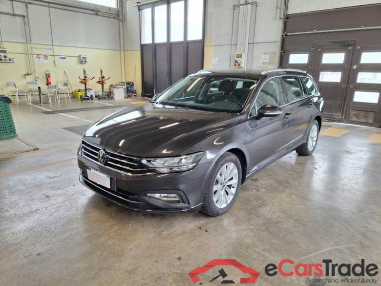 VOLKSWAGEN PASSAT / 2019 / 5P / STATION WAGON VAR. 2.0TDI SCR EVO 110KW BUSINESS DSG