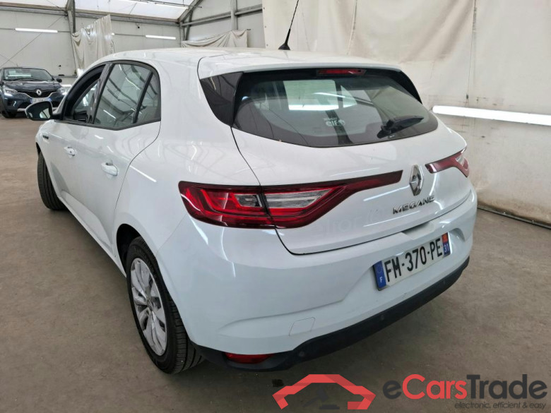 Megane IV Berline 5pt. Société Air Nav 1.5 dCi 90CV BVM6 E6 #2