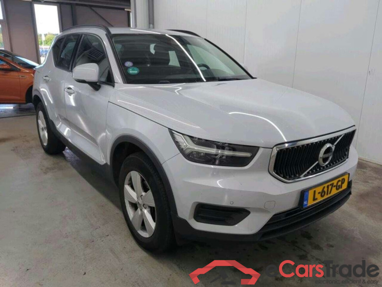 VOLVO XC40 1.5 T2 Moment. Core #5