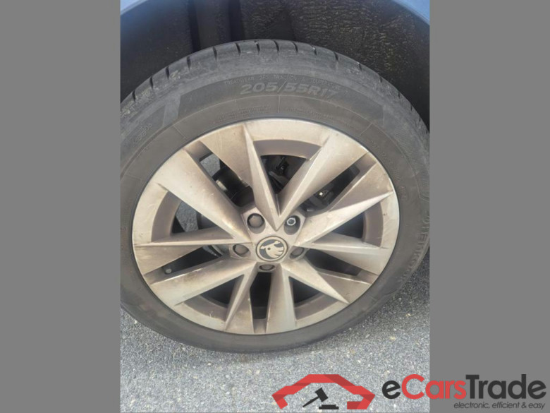 SKODA Octavia Combi Dsl SW 2.0 TDi SCR Ambition (EU6AP) #6