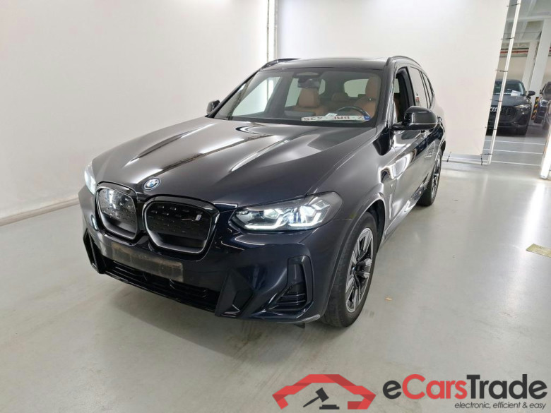 BMW IX3 80KWH AUTO