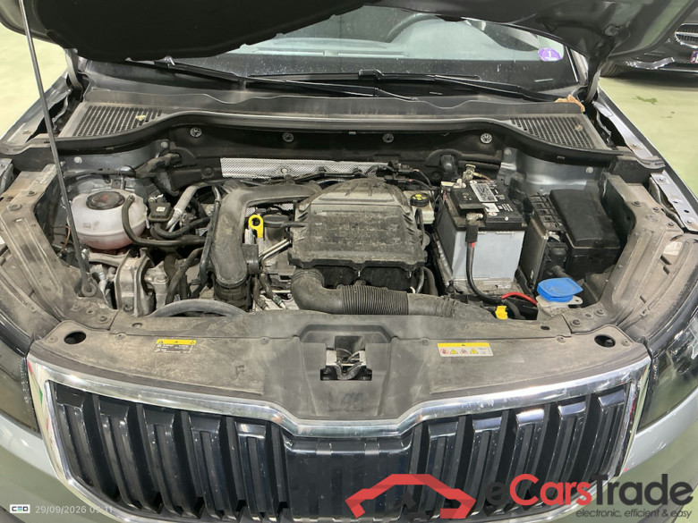 SKODA KAROQ 1.0 TSI 85KW AMBITION #6