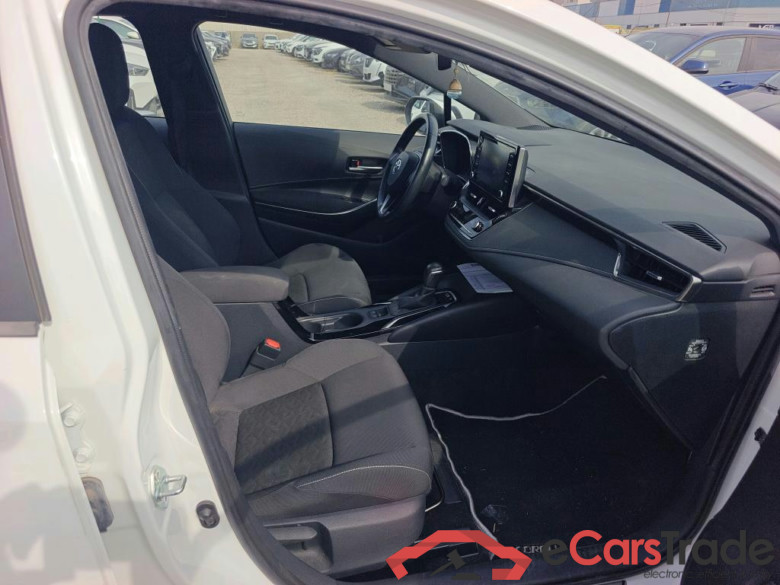 TOYOTA Corolla / 2019 / 5P / berlina con portón 1.8 125H ACTIVE TECH E-CVT (CX) #6