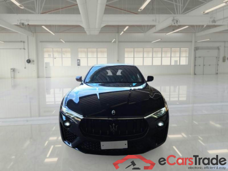 MASERATI LEVANTE / 2016 / 5P / SUV 2.0 330CV 48V MHEV GT Q4 AUTO #6