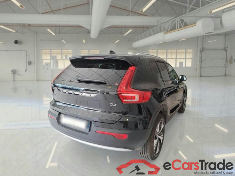 VOLVO XC40 / 2017 / 5P / SUV D3 GEARTRONIC BUSINESS PLUS #2