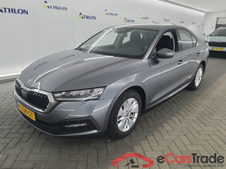 SKODA Octavia 1.0 TSI e-TEC MHEV DSG Business Edition 5D 81kW