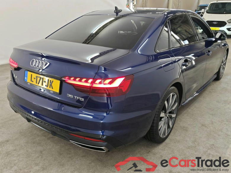 Audi A4 Limousine 35 TFSI S tronic S Edition Competition 4d + Matrix Led #2