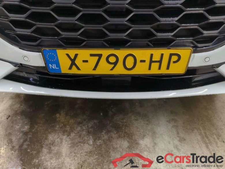 FORD KUGA 2.5 PHEV ST-Line #4