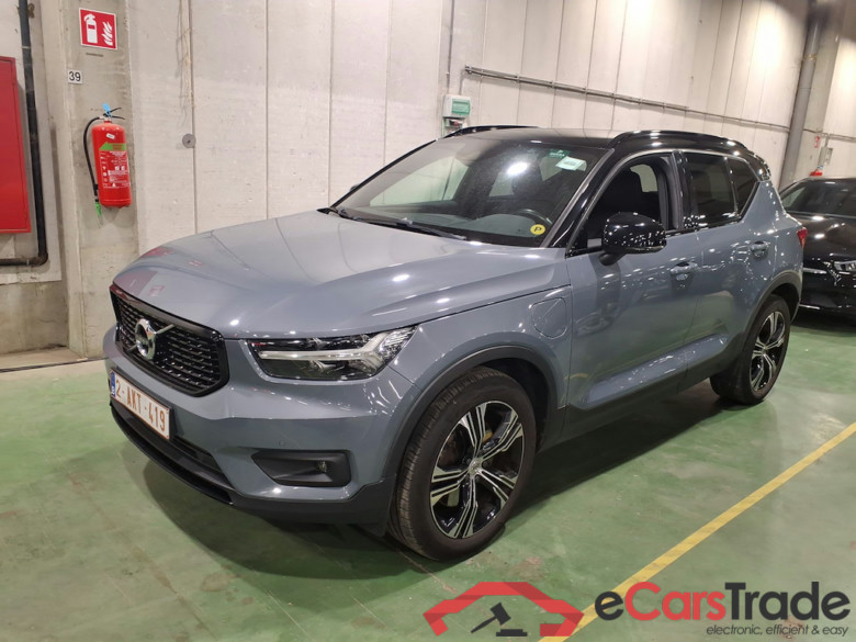 VOLVO XC40 1.5 T4 RECHARGE GEARTRONIC R-DESIGN