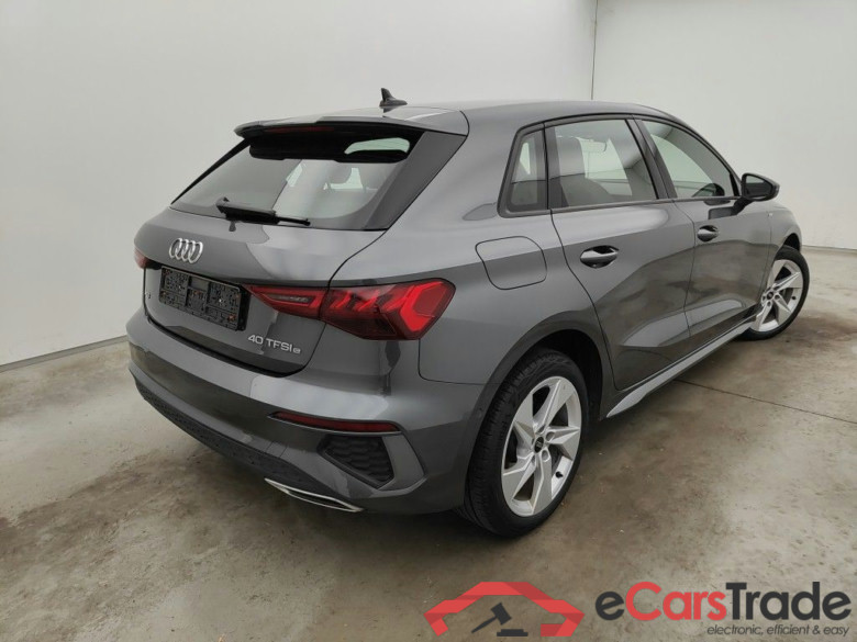 AUDI A3 SPORTBACK - 2020 40 TFSI e 150hp PHEV S line S tronic 5d #2