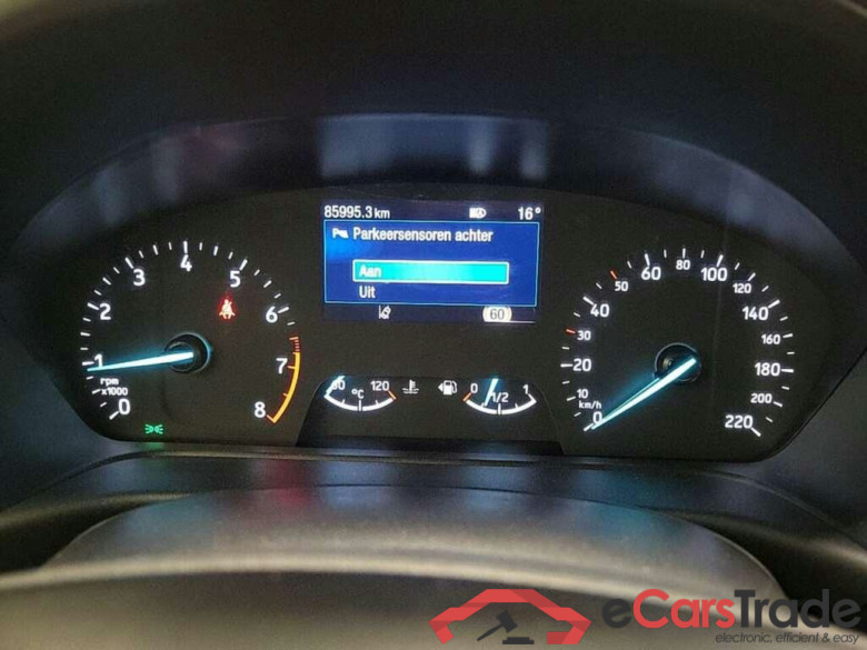 FORD Fiesta 1.0 EcoB.Hy. Titanium #6