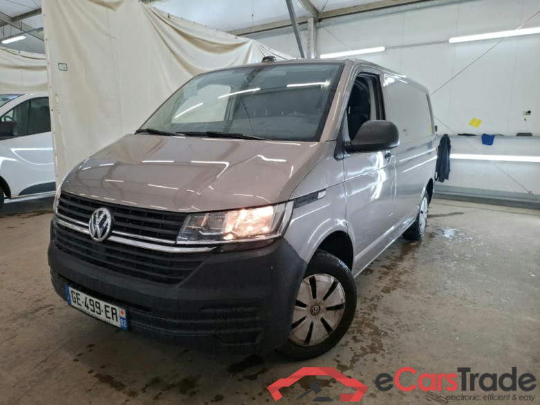 VOLKSWAGEN Transporter / 2019 / 4P / Fourgon tôlé 2.0 TDi 150 DSG7 L1H1 Business #1