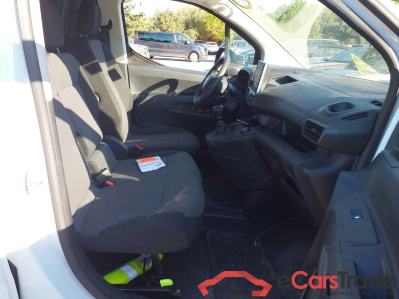 CITROËN Berlingo  CITROËN Berlingo  VAN M 950 HDI 100 BVM6 + PACK CHANTIER + CABINE EXTENSO +ECRAN 8 POUCES + CAMERA RECUL #5