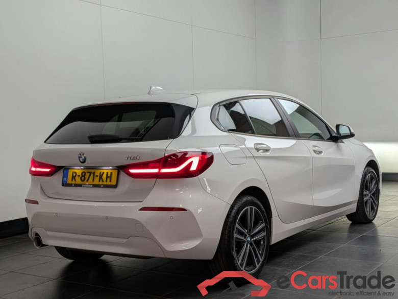 BMW 1-serie 118i Bns Edition #3
