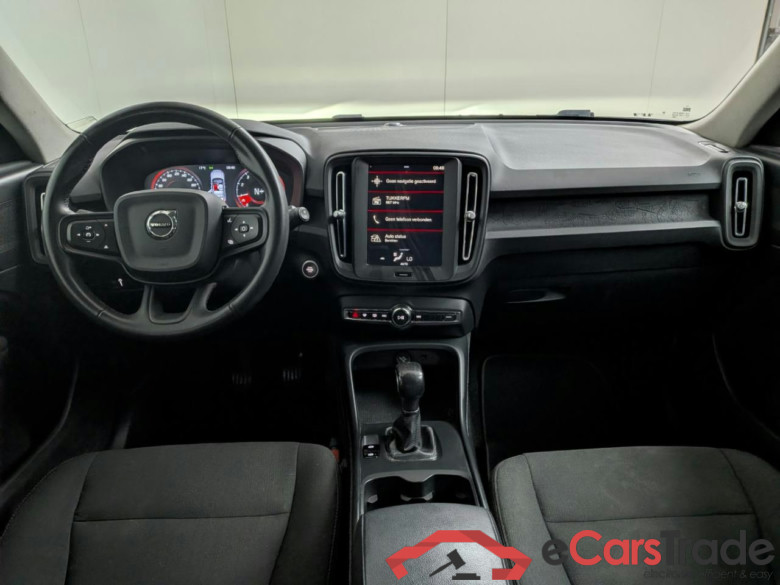 VOLVO XC40 1.5 T2 Essential #5