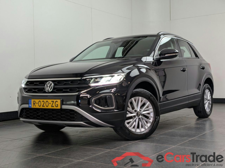 VOLKSWAGEN T-Roc 1.0 TSI Life #1