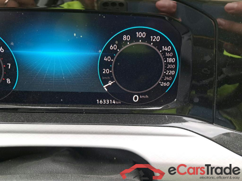 VOLKSWAGEN Golf / 2020 / 5P / berlina con portón Life 1.5 TSI 96kW (130CV) #5