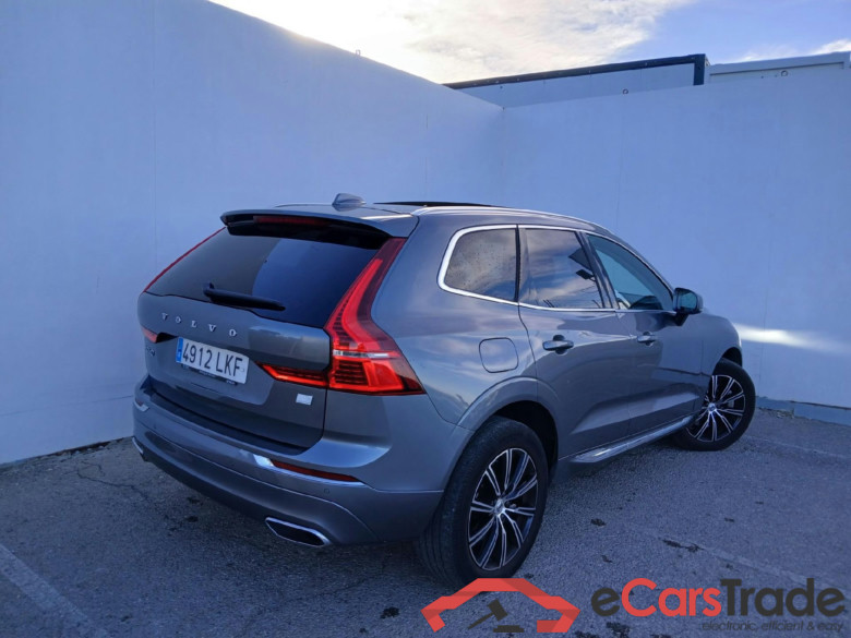 VOLVO XC60 / 2017 / 5P / todoterreno 2.0 T6 AWD Recharge Inscription Auto (AC) #2